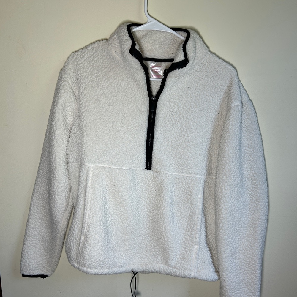 White Fluffy Pullover